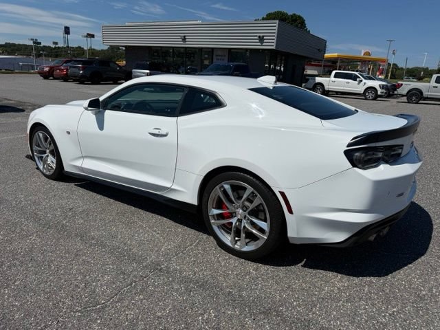 Used 2022 Chevrolet Camaro SS RWD image 8