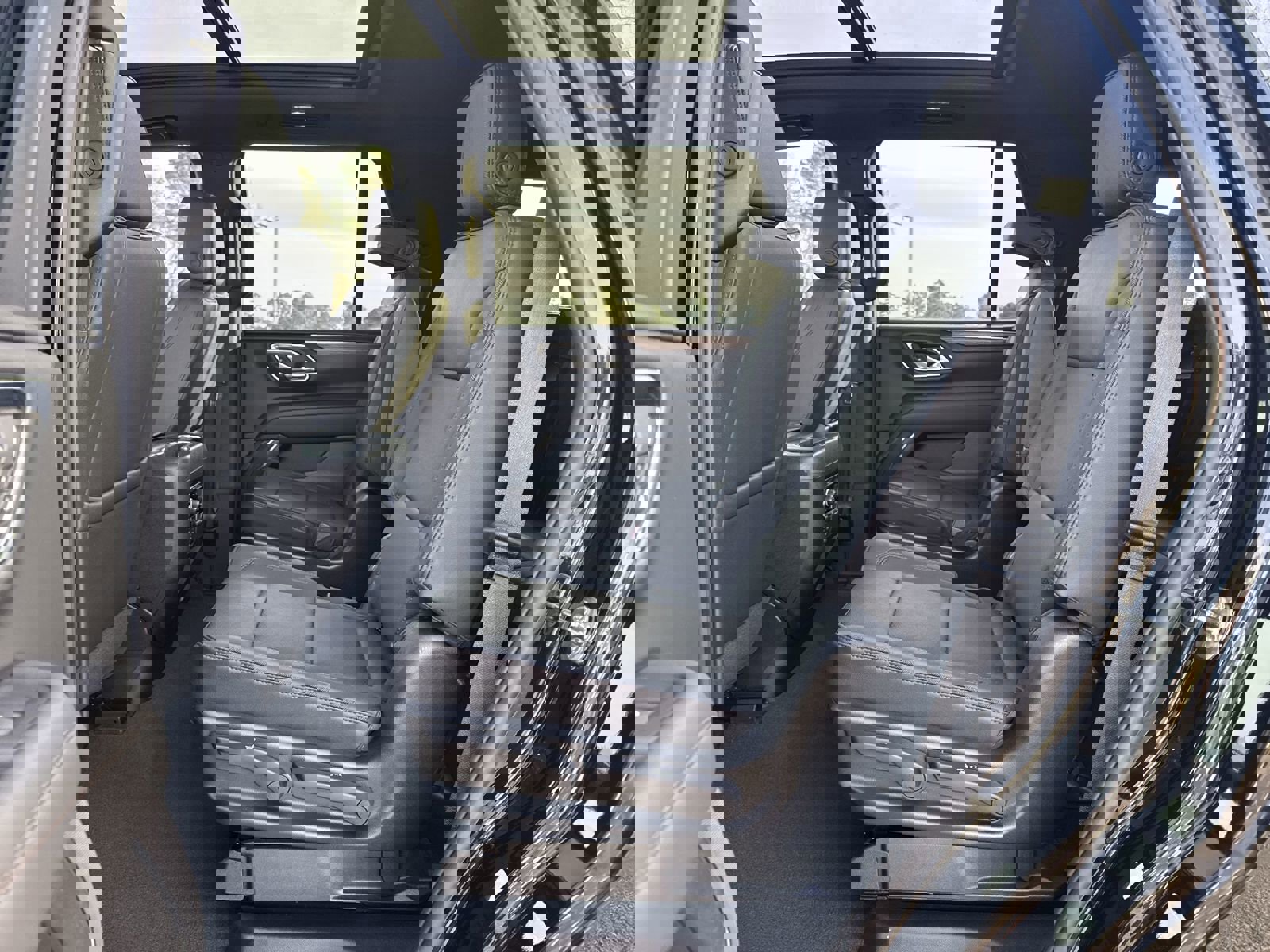 Used 2023 Chevrolet Tahoe High Country w/ Premium Package 2 image 30