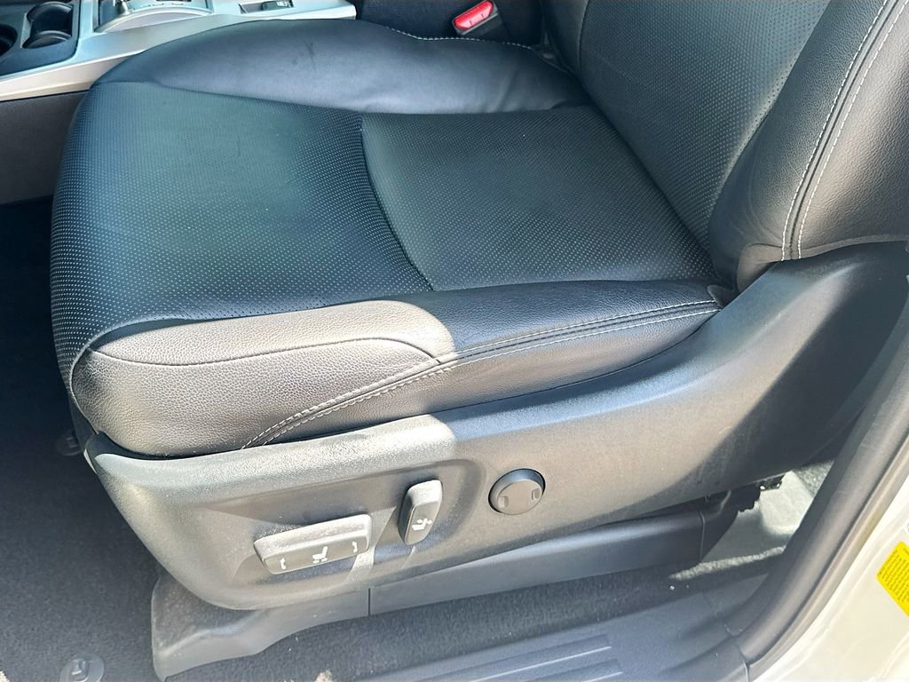 Used 2023 Toyota 4Runner Limited RWD image 21