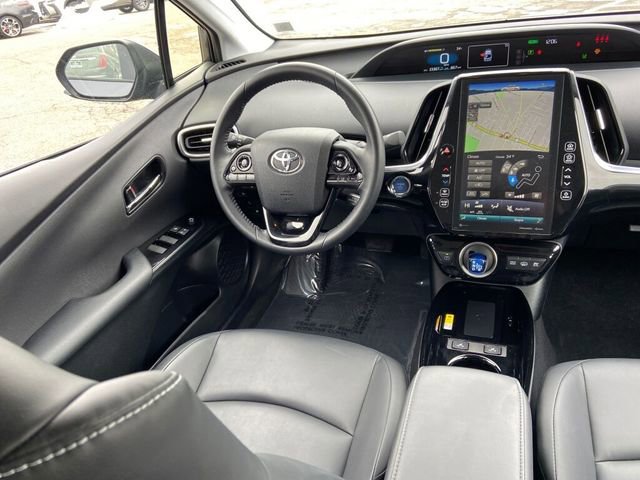 Used 2022 Toyota Prius Prime XLE image 14