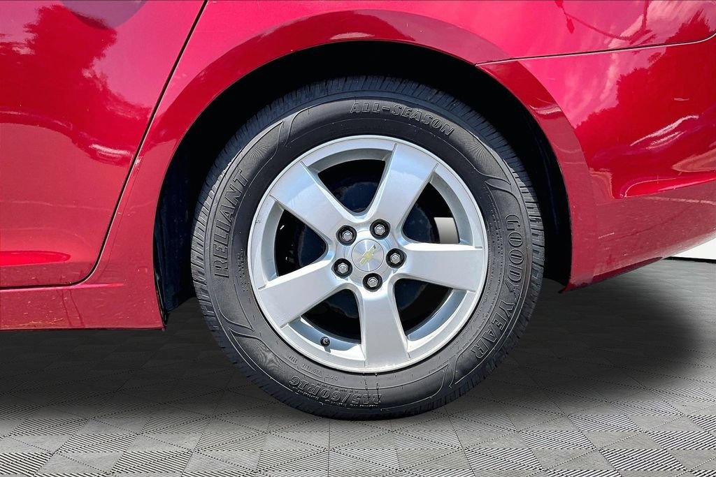 Used 2014 Chevrolet Cruze LT FWD image 19