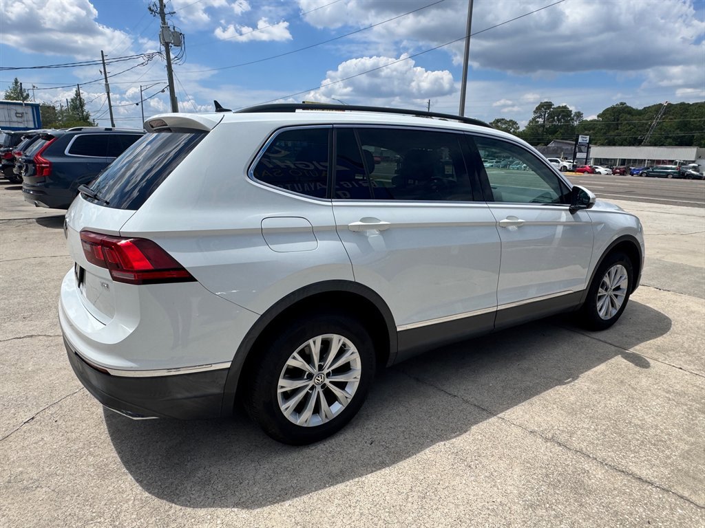 Used 2018 Volkswagen Tiguan SE FWD image 5