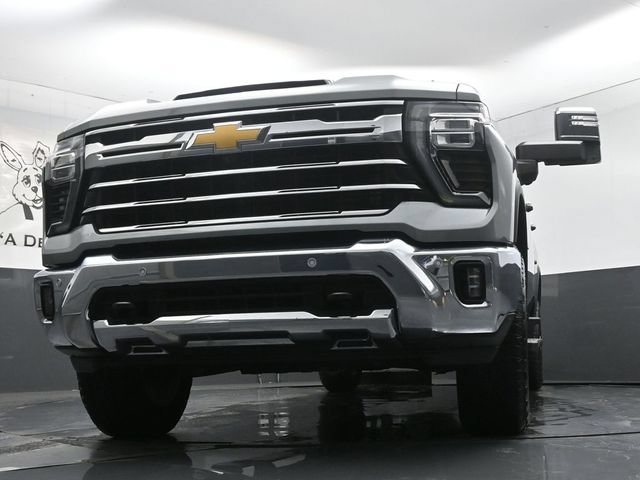 Certified 2025 Chevrolet Silverado 2500 LTZ w/ LTZ Convenience Package AWD/4WD image 56