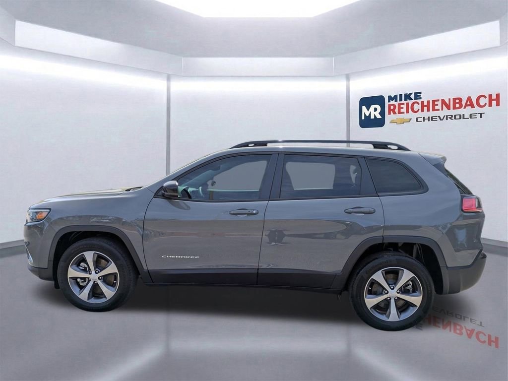 Used 2022 Jeep Cherokee Limited image 7