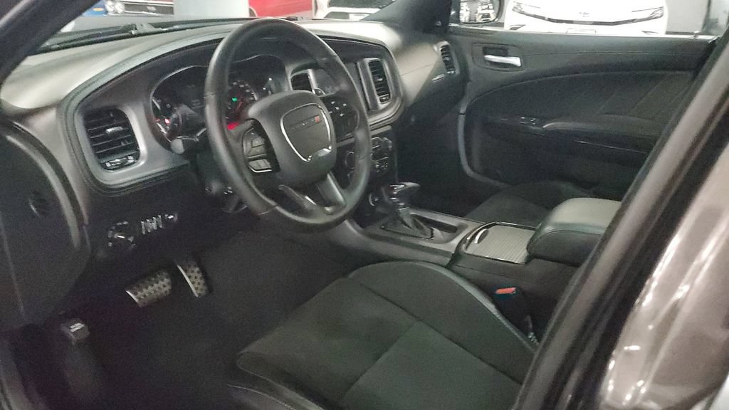 Used 2023 Dodge Charger R/T w/ Plus Group RWD image 21