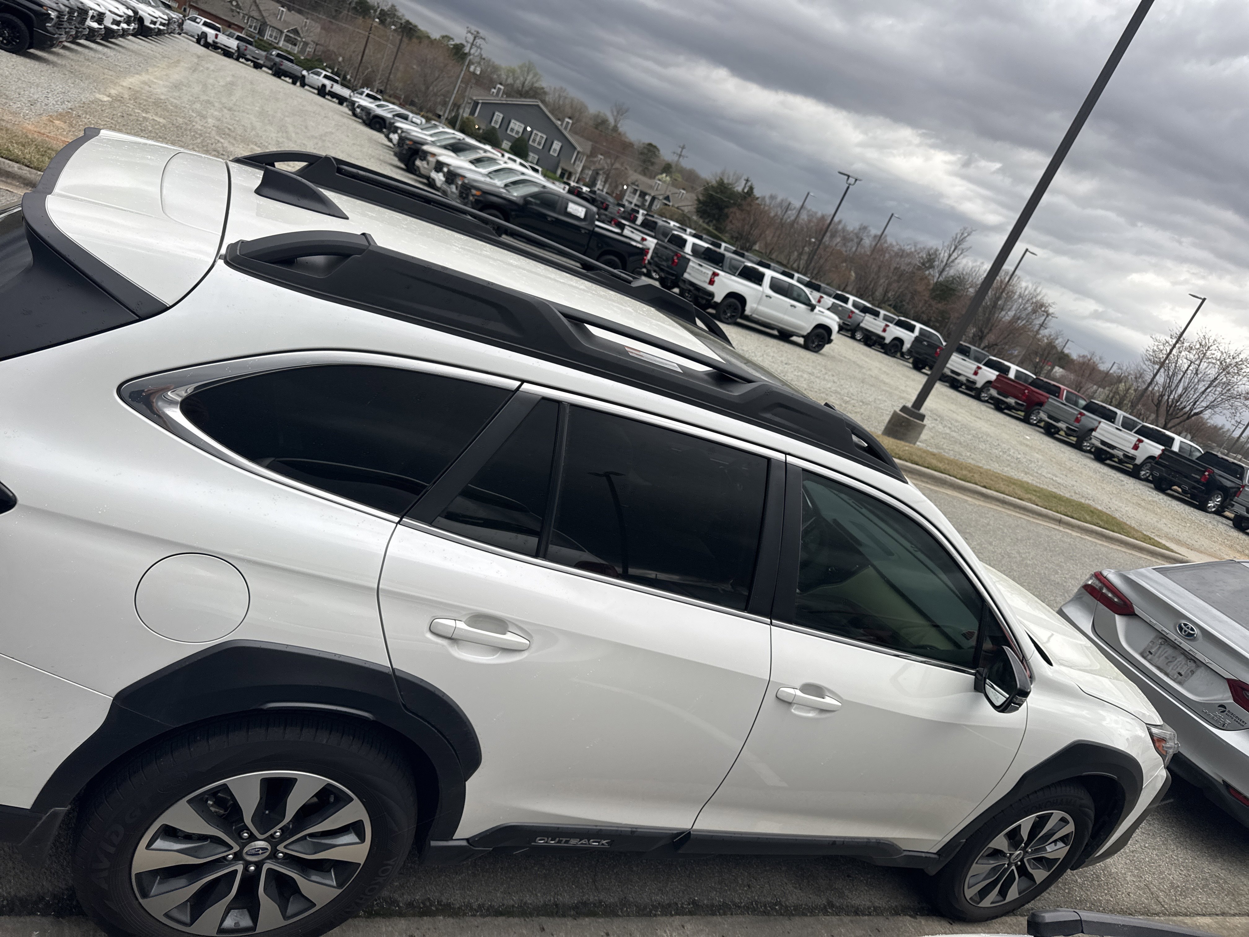 Used 2025 Subaru Outback Limited image 11