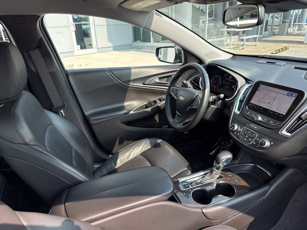 Used 2024 Chevrolet Malibu LT FWD image 39