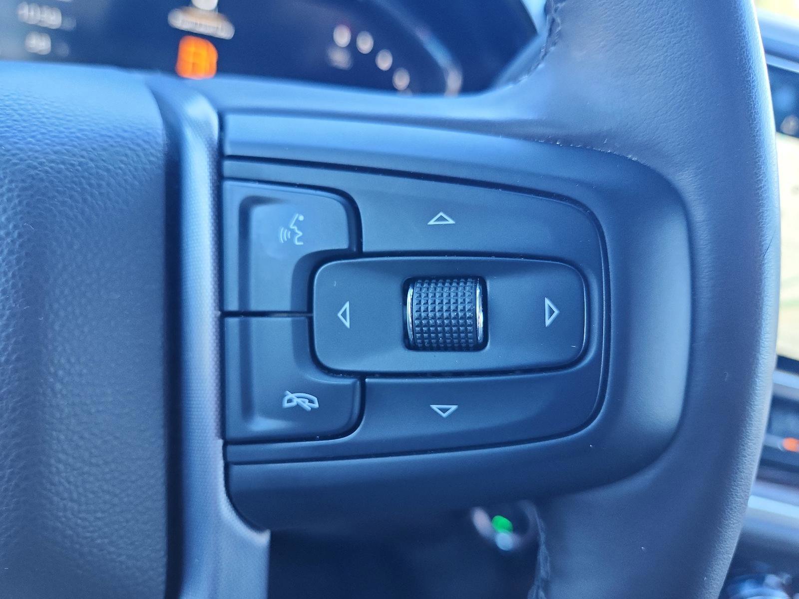 Used 2025 GMC Sierra 1500 SLE image 25