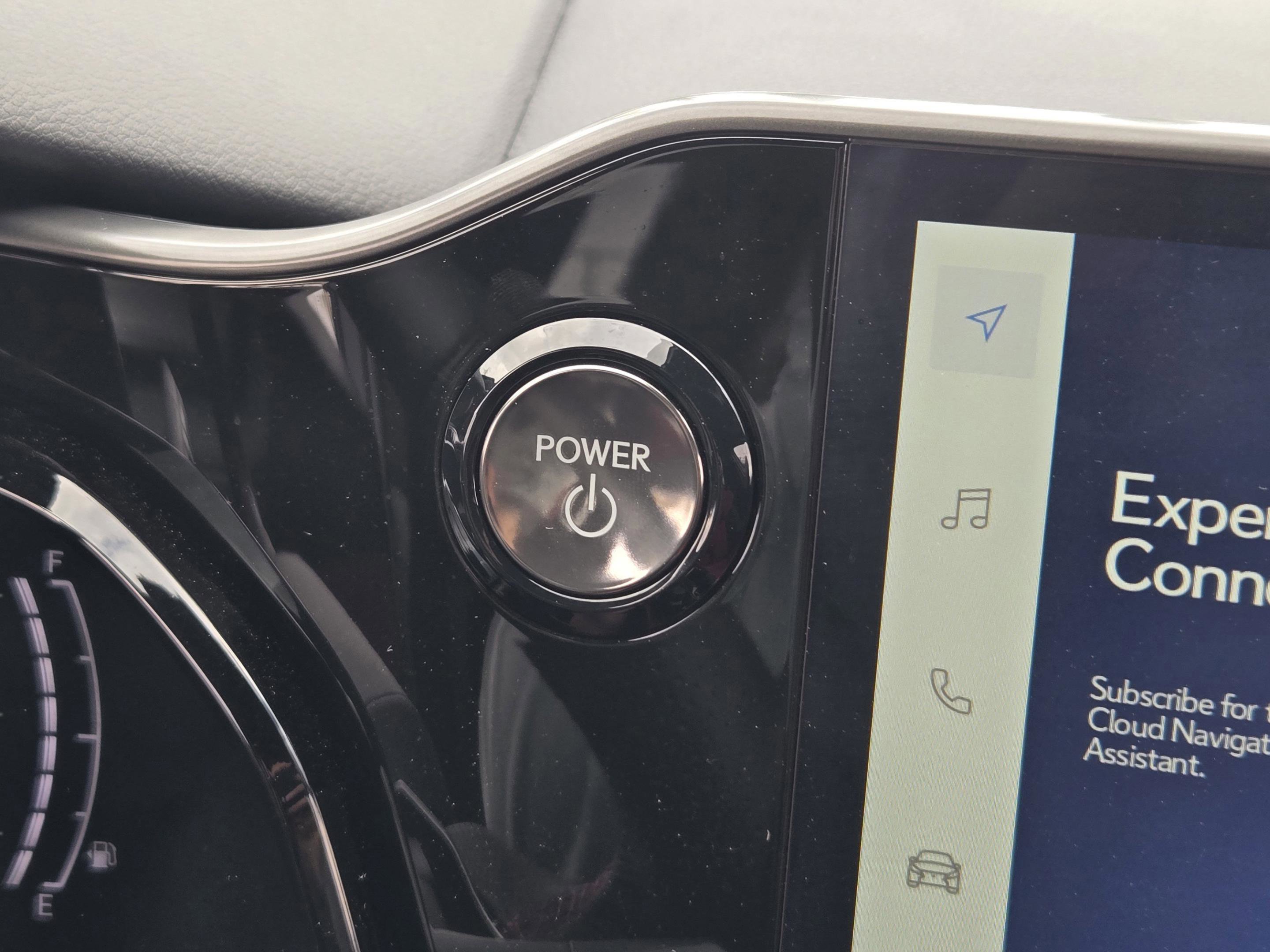 Certified 2025 Lexus NX 450h+ F Sport w/ Accessory Package (K3) image 33