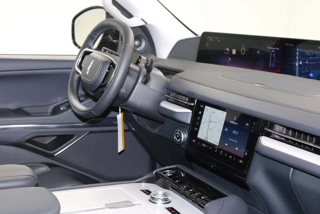 New 2027 Lincoln Navigator L Premier RWD image 32