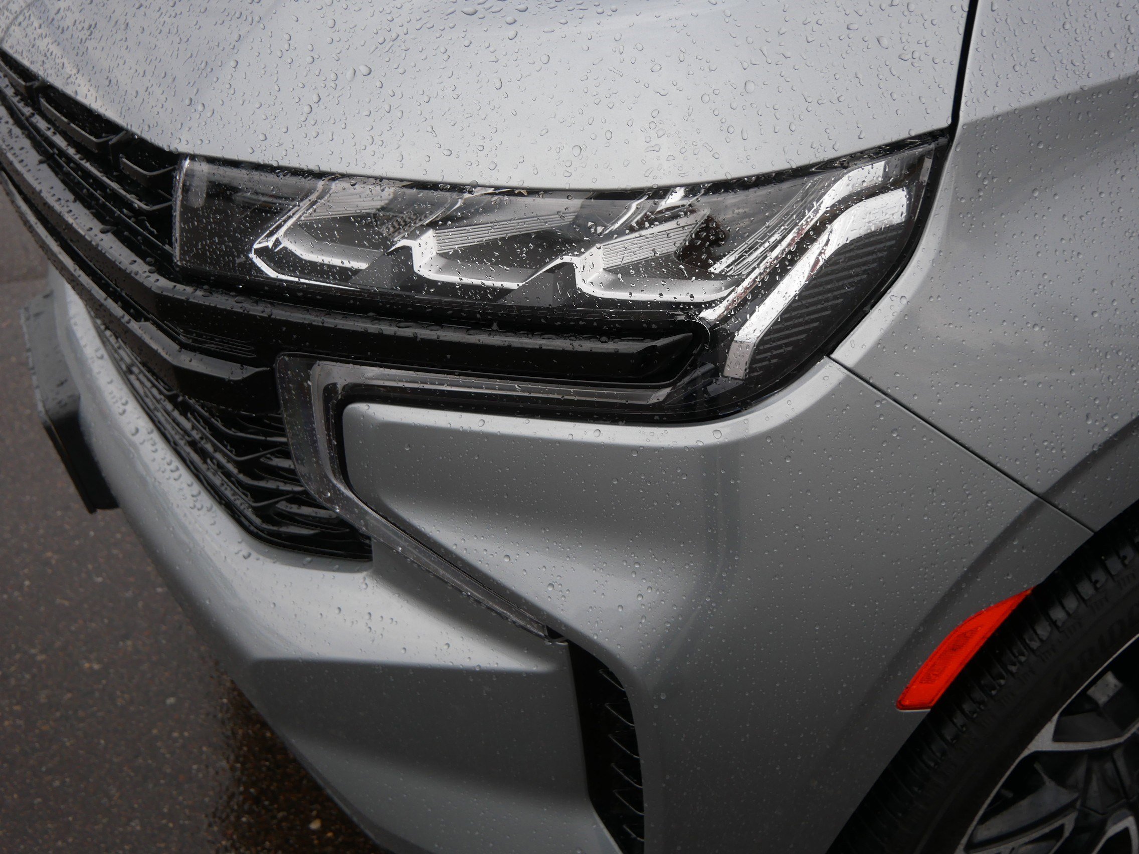 Used 2023 Chevrolet Suburban RST w/ Sport Performance Package image 15