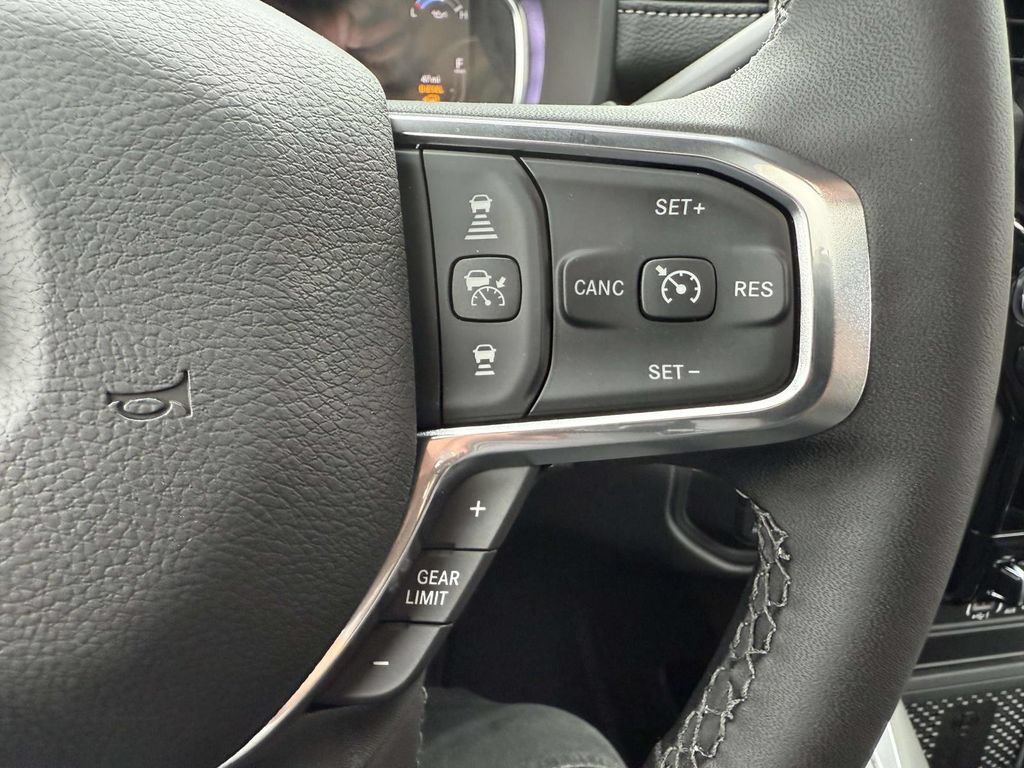 New 2026 RAM 2500 Laramie AWD/4WD image 23