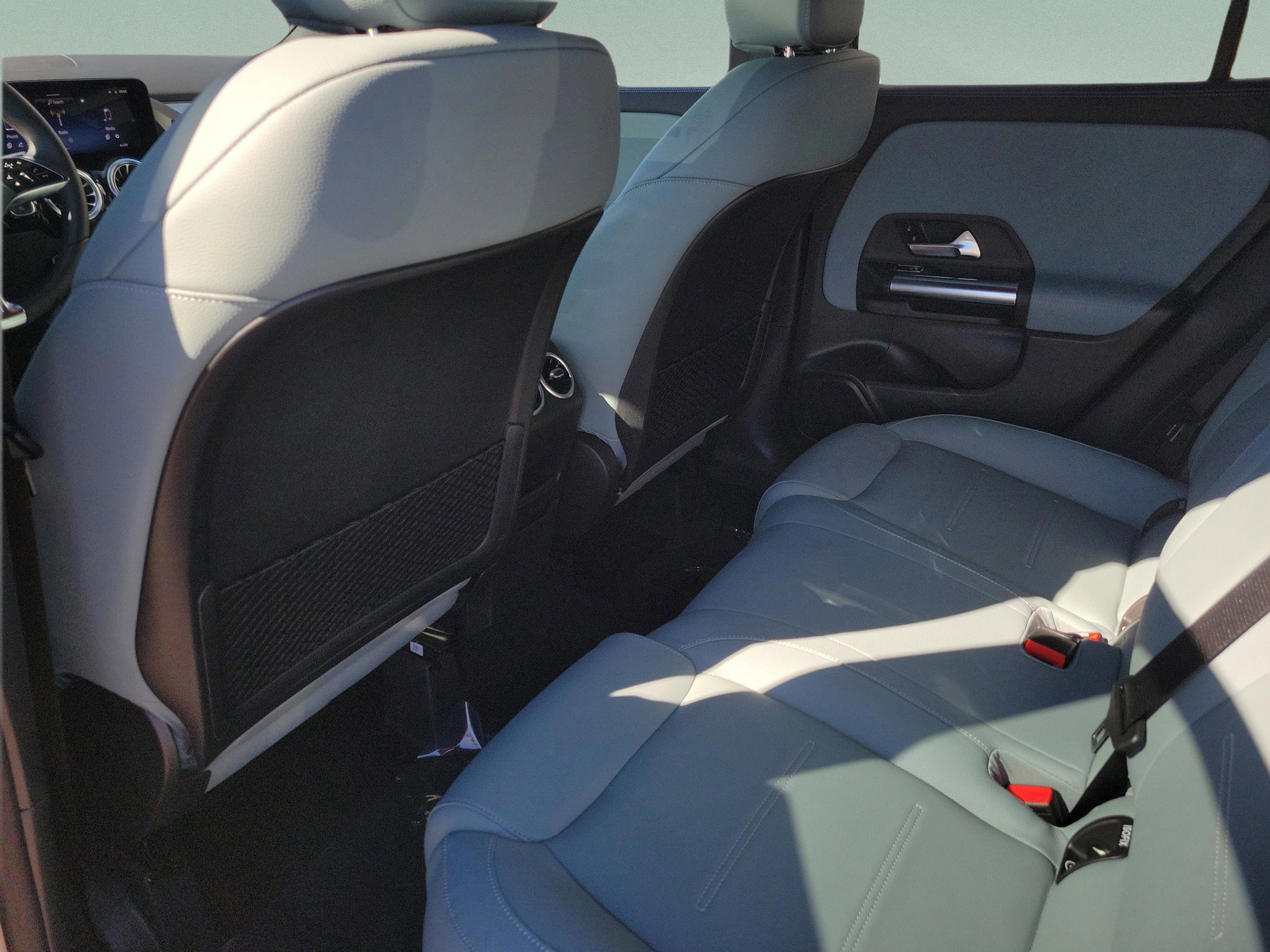 Certified 2026 Mercedes-Benz GLA 250 image 9