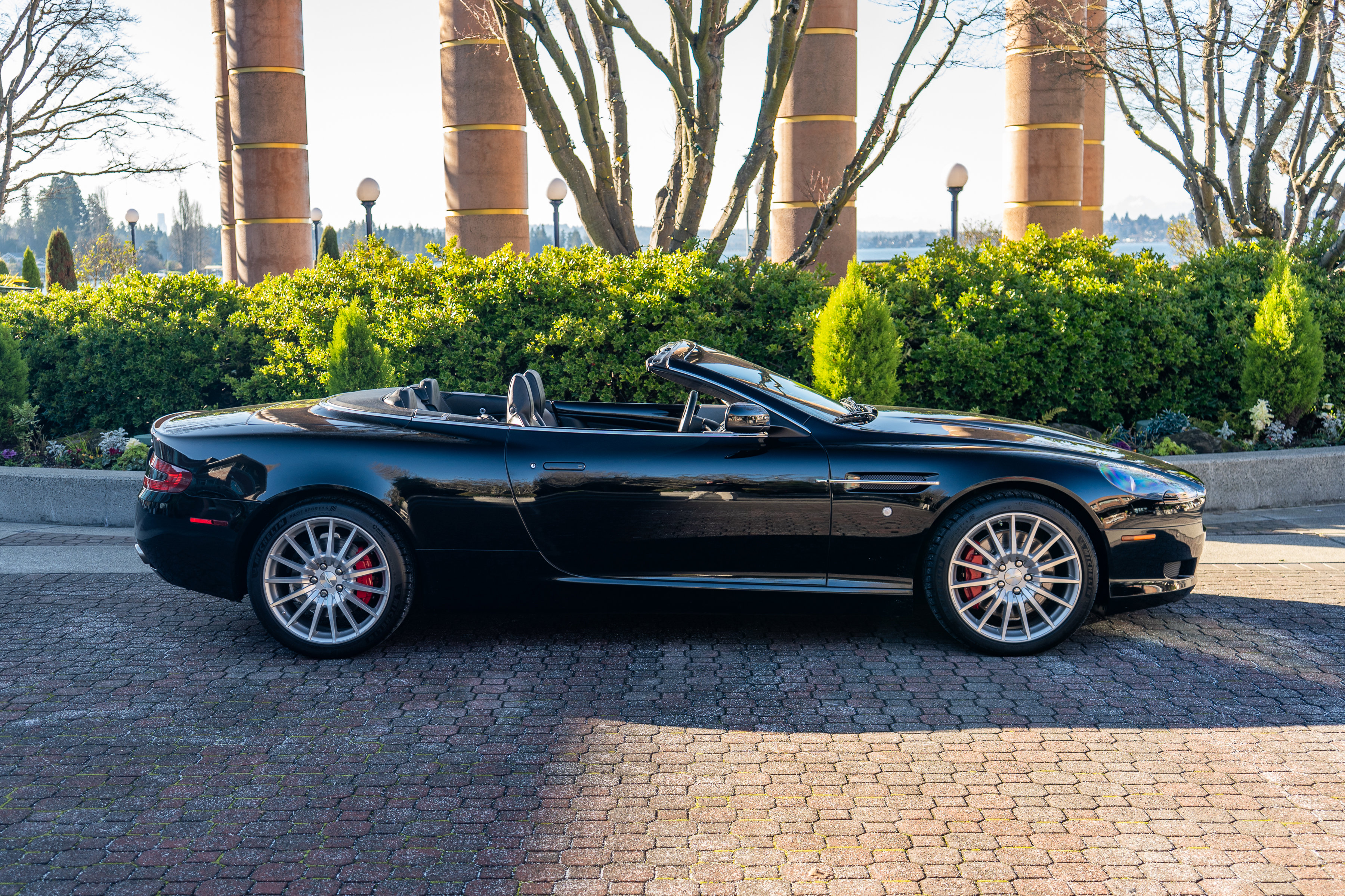 Used 2009 Aston Martin DB9 Volante image 52