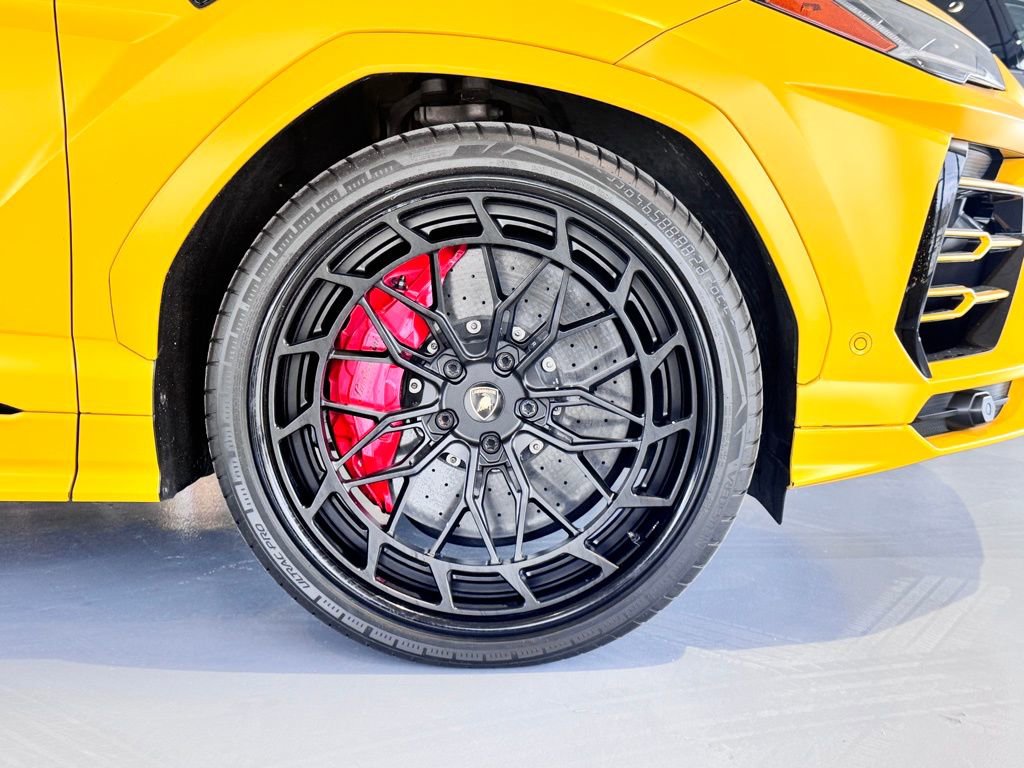 Used 2021 Lamborghini Urus image 15