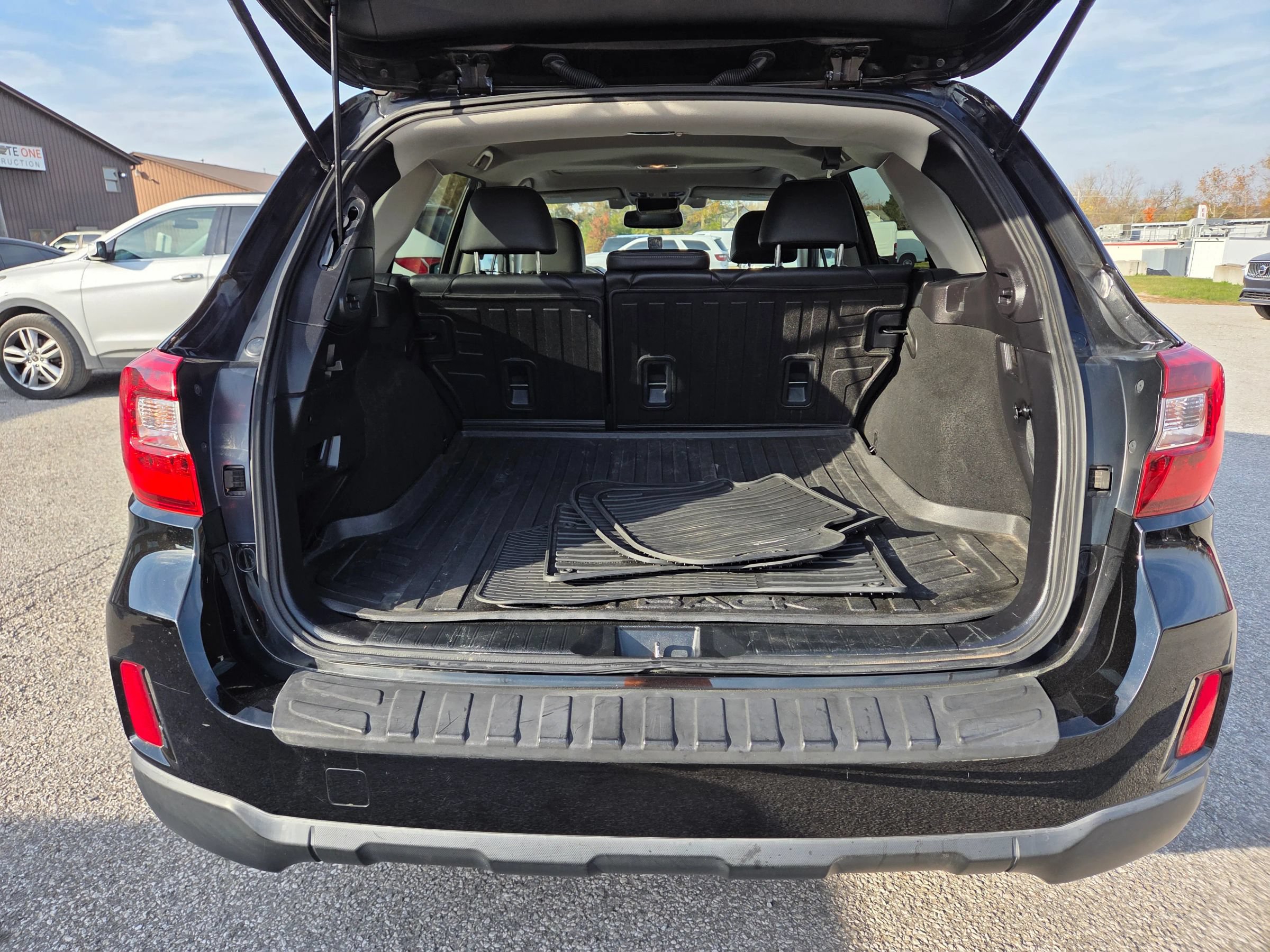 Used 2016 Subaru Outback 2.5i Limited AWD/4WD image 17