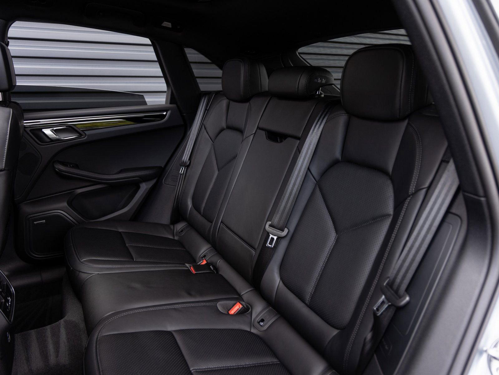 Certified 2026 Porsche Macan image 26