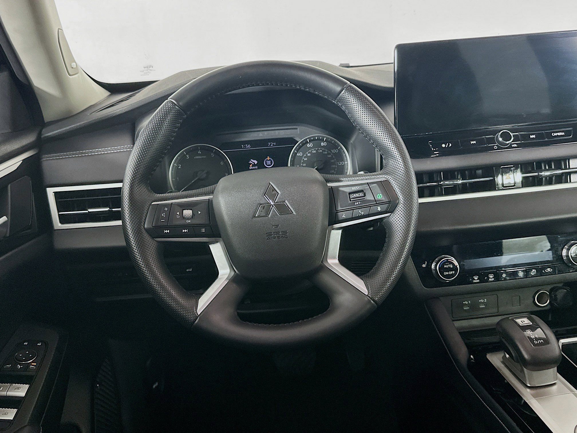 Used 2025 Mitsubishi Outlander SE FWD image 18