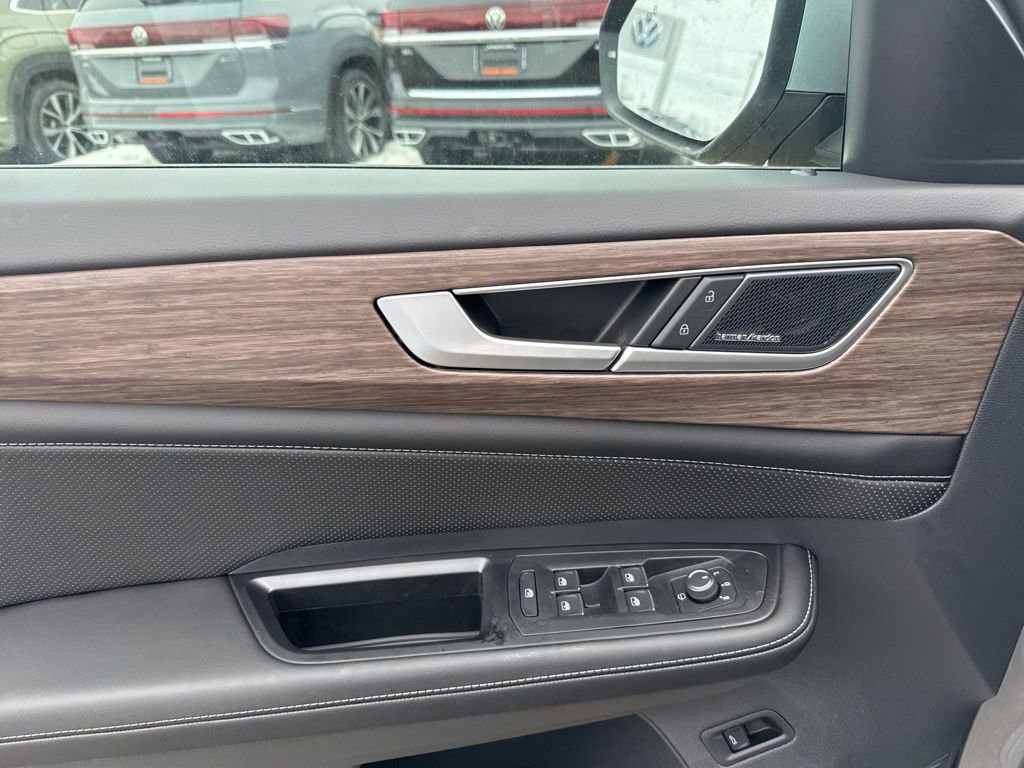 New 2026 Volkswagen Atlas SEL Premium R-Line image 17
