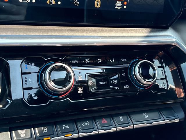 Used 2024 GMC Sierra 3500 Denali Ultimate image 22