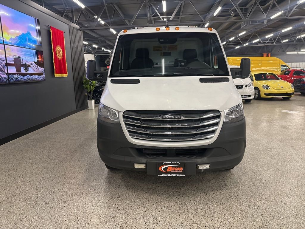 Used 2019 Freightliner Sprinter 3500 w/ Premium Package image 26