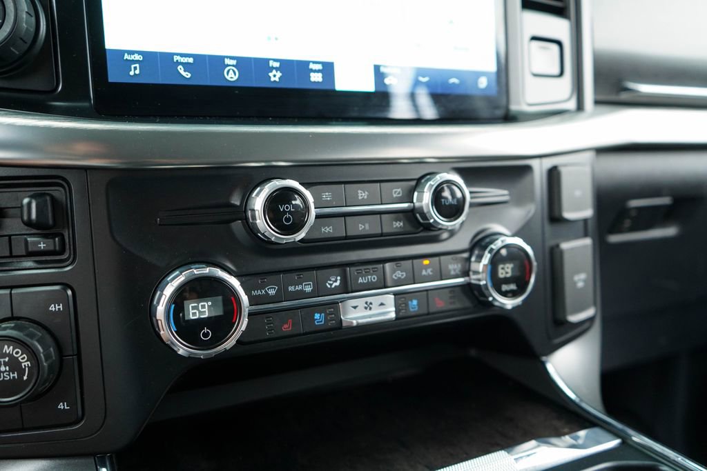 Used 2021 Ford F150 Lariat AWD/4WD image 7