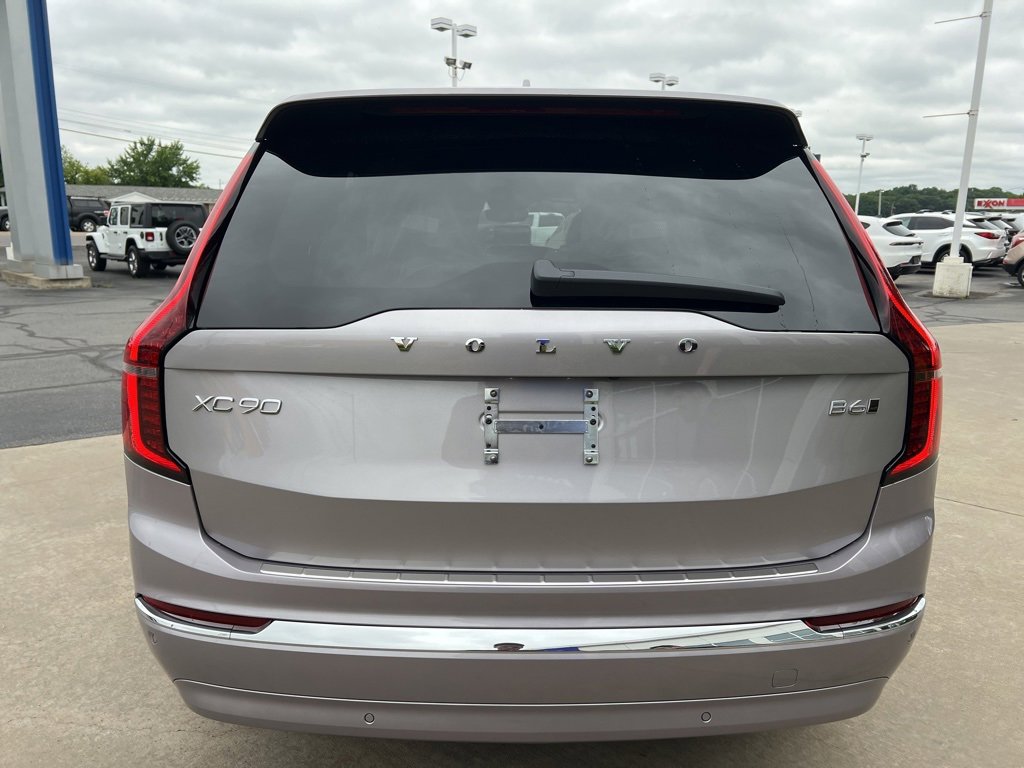 New 2026 Volvo XC90 B6 Plus w/ Protection Package Premier image 4