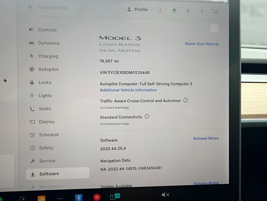 Used 2021 Tesla Model 3 Long Range AWD/4WD image 23