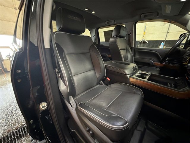 Used 2018 Chevrolet Silverado 2500 High Country w/ Duramax Plus Package image 25