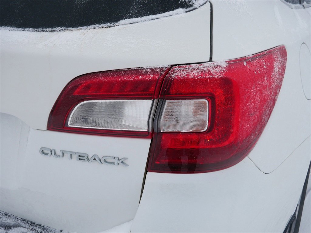 Used 2019 Subaru Outback 2.5i Premium w/ Popular Package #2 image 11