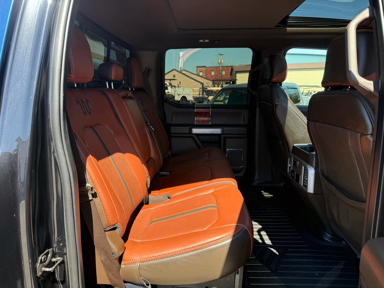 Used 2019 Ford F250 King Ranch w/ King Ranch Ultimate Package image 30