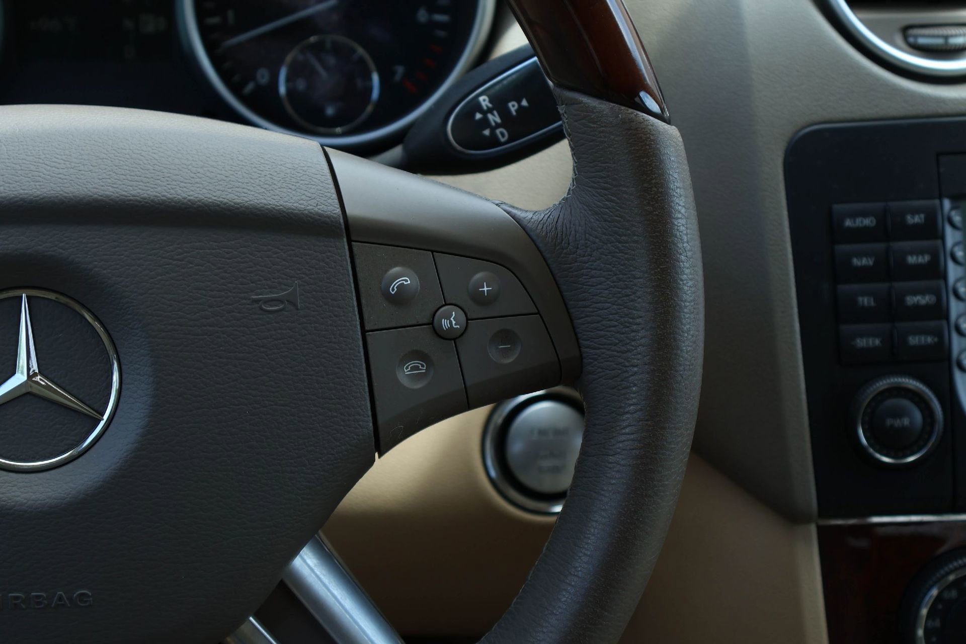 Used 2008 Mercedes-Benz ML 550 4MATIC image 23