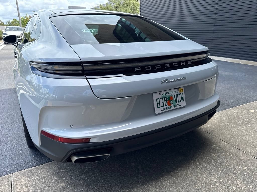 Certified 2025 Porsche Panamera image 7