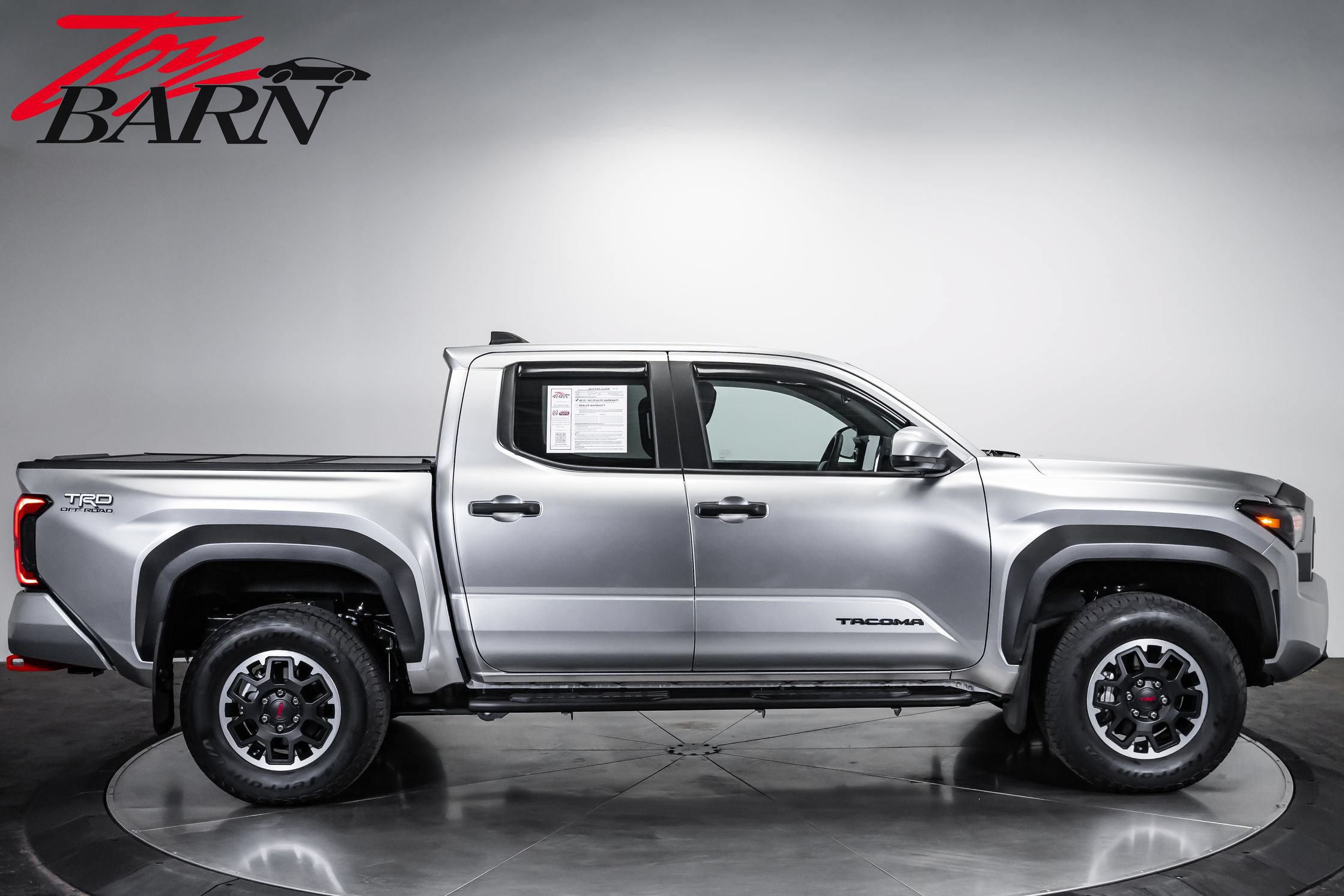 Used 2025 Toyota Tacoma TRD Off-Road AWD/4WD image 6