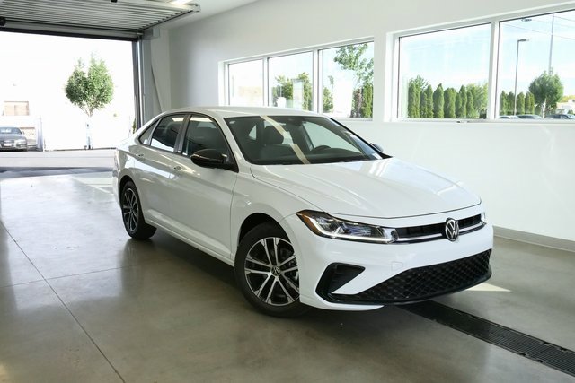 New 2025 Volkswagen Jetta Sport
