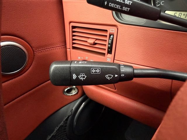 Used 2004 Chrysler Crossfire Coupe RWD image 22