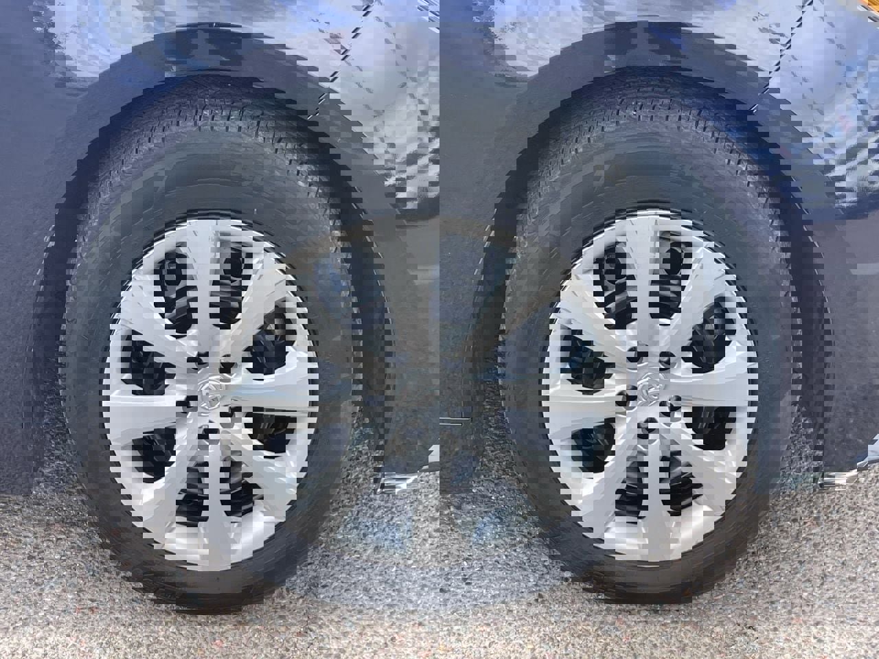 Used 2024 Toyota Corolla LE image 10