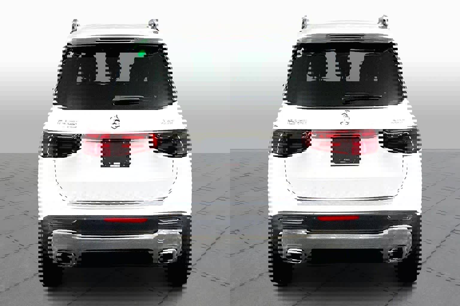 New 2026 Mercedes-Benz GLB 250 4MATIC image 5