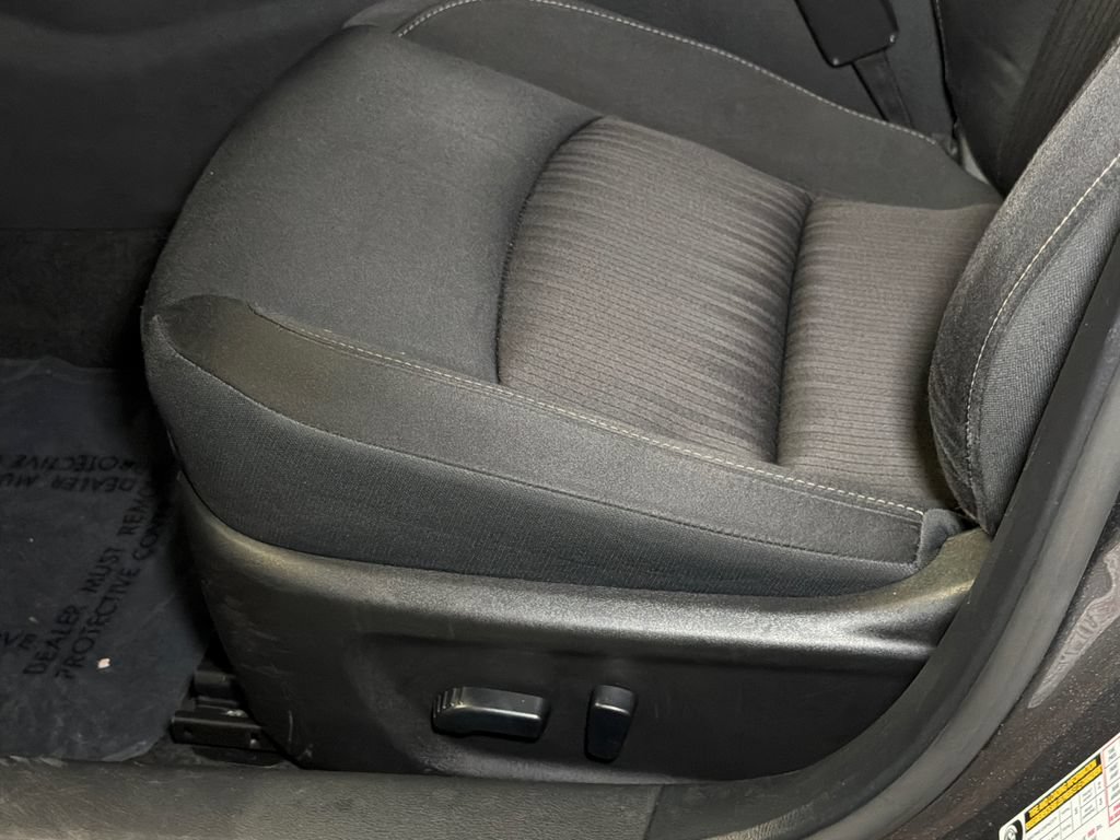 Used 2024 Nissan Altima 2.5 SV AWD/4WD image 19