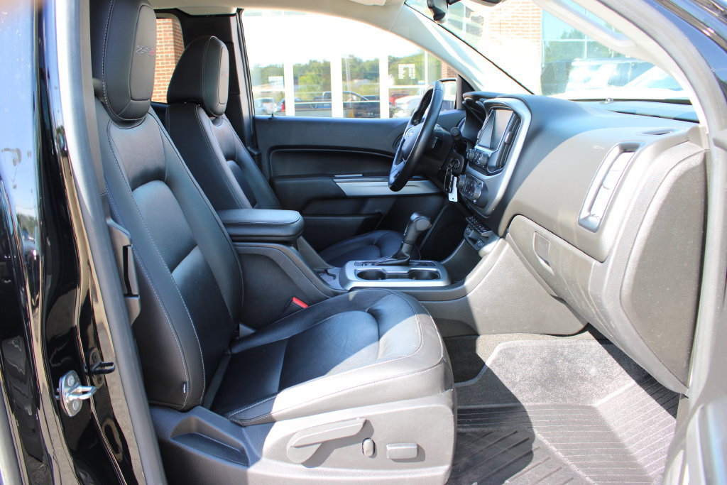 Certified 2018 Chevrolet Colorado ZR2 w/ LPO, Premium Interior Package AWD/4WD image 39