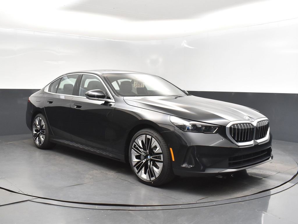 New 2026 BMW 530i w/ Premium Package