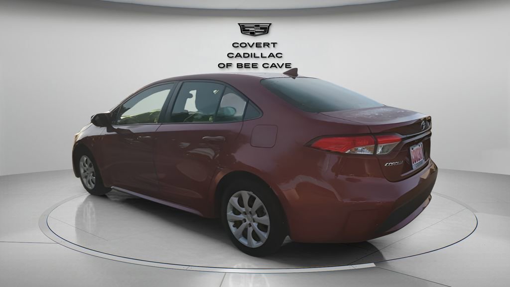 Used 2022 Toyota Corolla LE image 7
