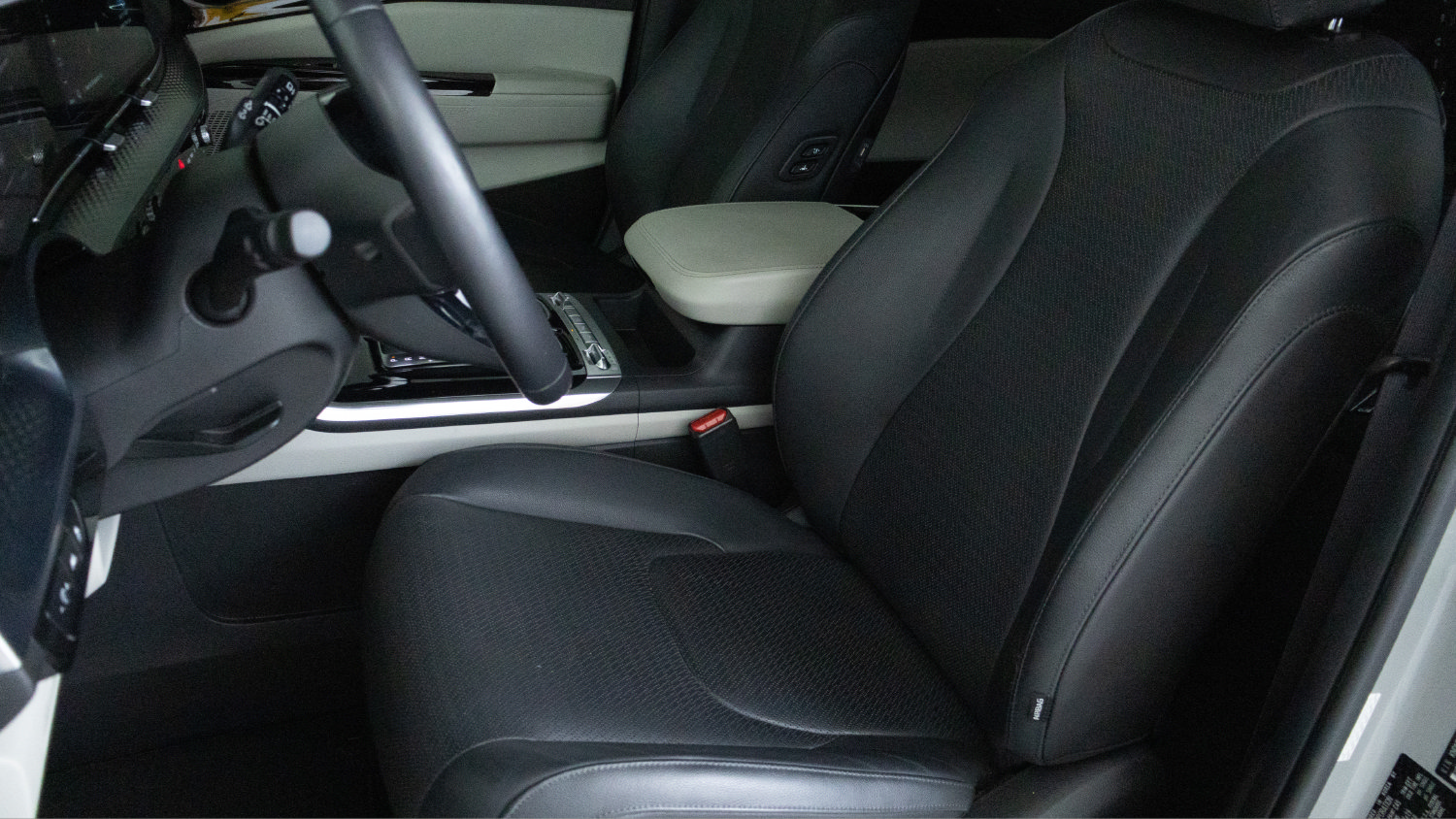 Used 2024 Kia Carnival SX Prestige FWD image 12