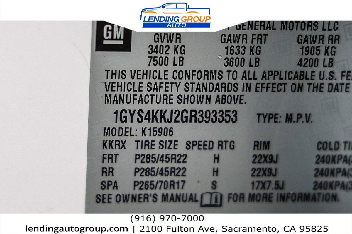 Used 2016 Cadillac Escalade ESV Platinum image 27