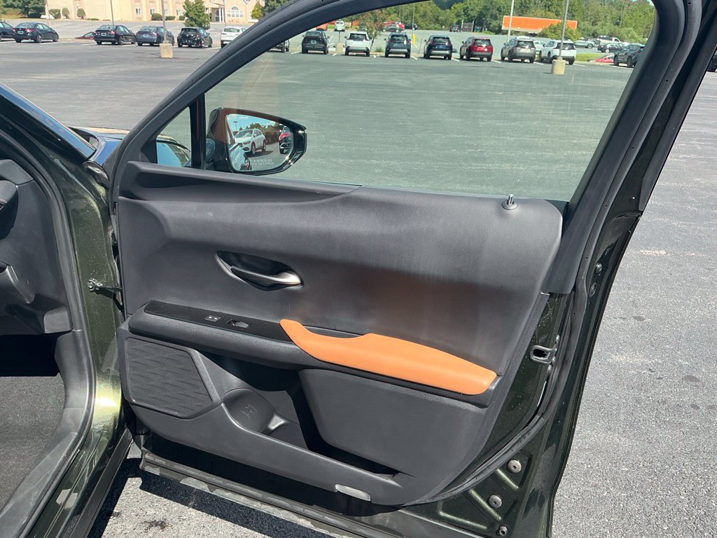 Used 2021 Lexus UX 250h w/ Premium Package AWD/4WD image 30