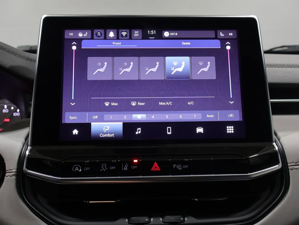 Used 2025 Jeep Compass Limited image 30
