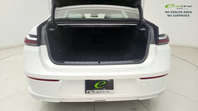 Used 2023 BMW i7 xDrive60 AWD/4WD image 29