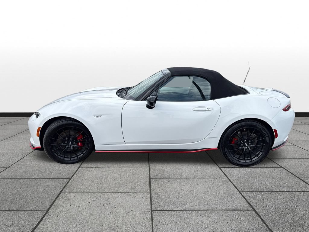 Used 2016 MAZDA MX-5 Miata Club w/ Brembo/BBS Package RWD image 2