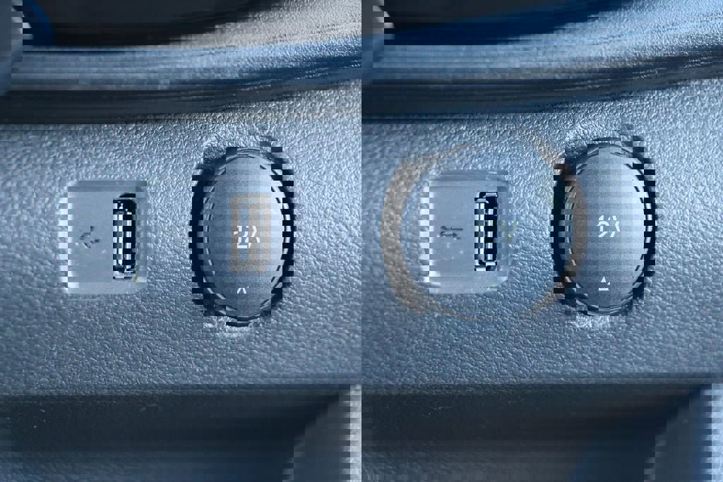 Used 2024 Ford Transit 350 XLT image 22