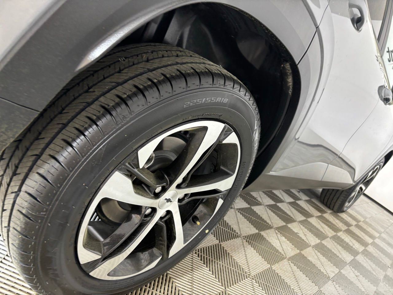 Used 2024 Chevrolet Trax RS image 30